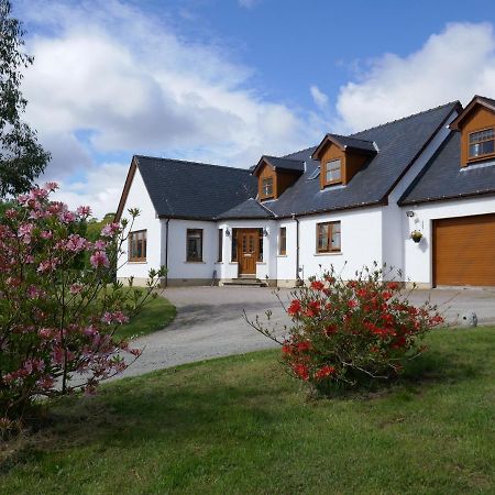 ストロンシャン Uircheann Righ Bed & Breakfast エクステリア 写真
