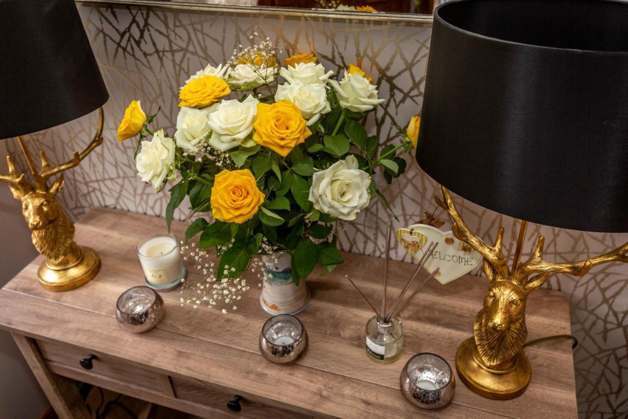 ストロンシャン Uircheann Righ Bed & Breakfast エクステリア 写真