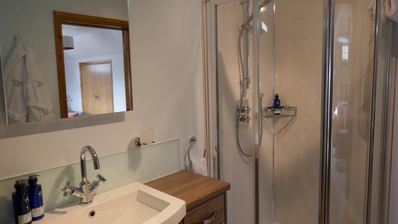 ストロンシャン Uircheann Righ Bed & Breakfast エクステリア 写真