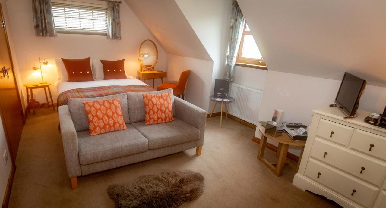 ストロンシャン Uircheann Righ Bed & Breakfast エクステリア 写真